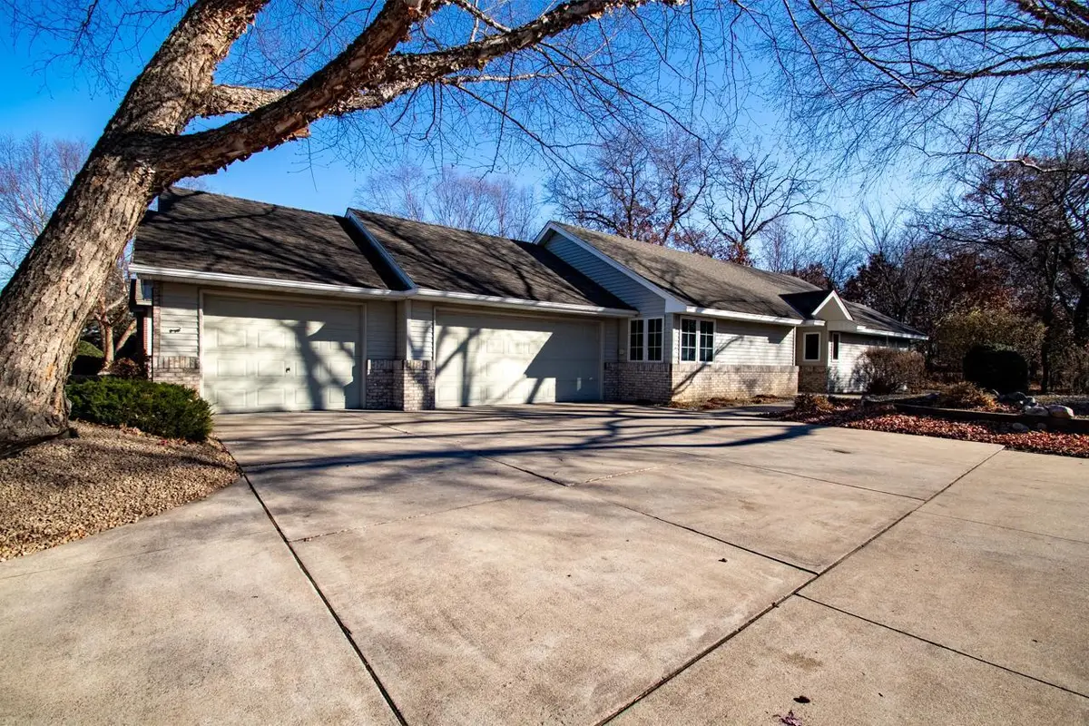 82 141st Lane Nw, Andover, MN 55304 - Image #1