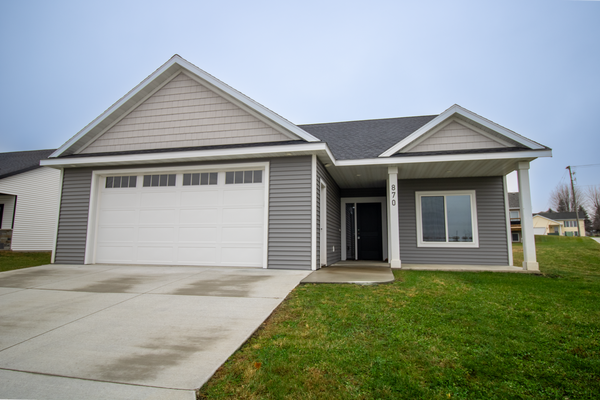 870 Bucknell Lane Se, Stewartville, MN 55976