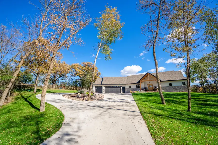 131 Pine Street Nw, New London, MN 56273 - Image #3