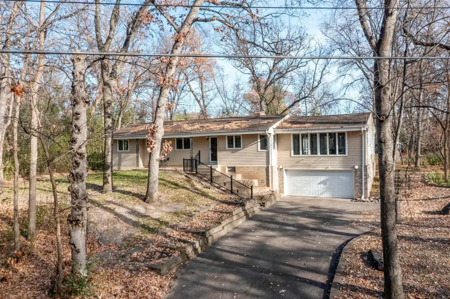 8125 Lea Road, Bloomington, MN 55438 - Image #2