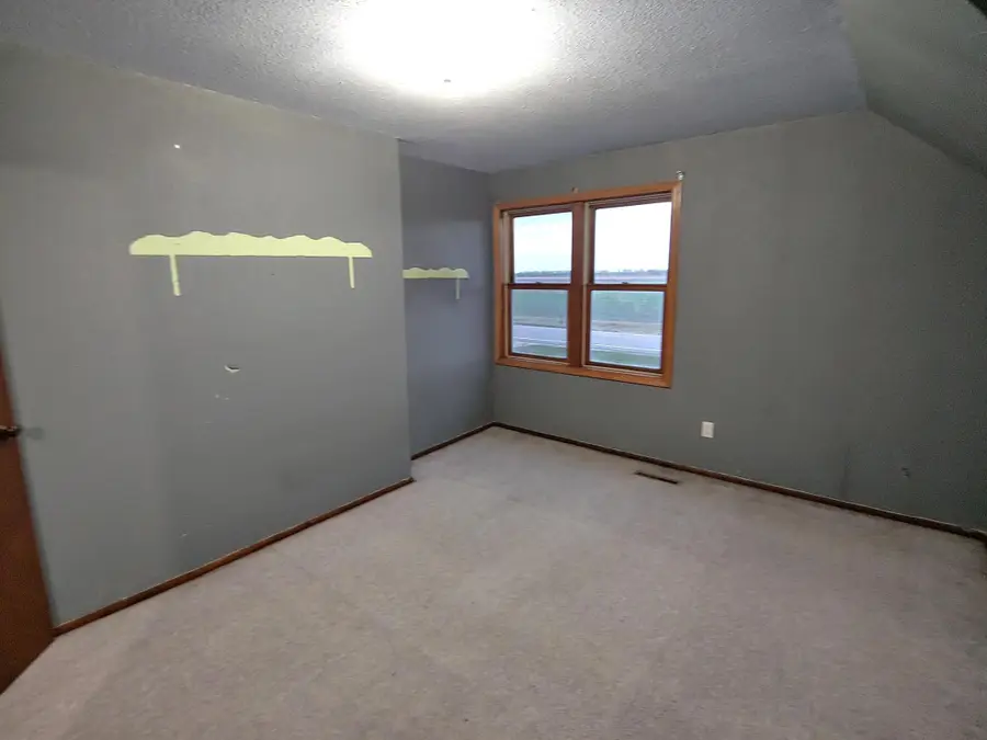 39909 270th Avenue Nw, Stephen, MN 56757 - Image #2