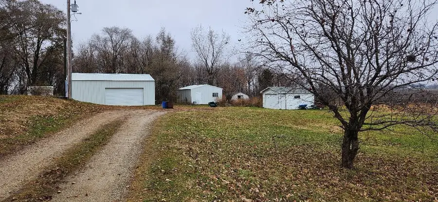 77348 325th Street, Ellendale, MN 56026 - Image #2