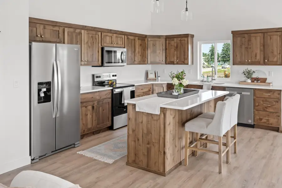 2611 38 Avenue S, Moorhead, MN 56560 - Image #2