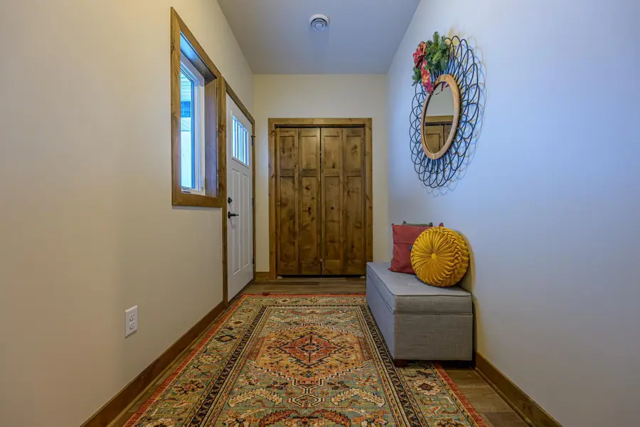 1332 Bradford Street Se, Hutchinson, MN 55350 - Image #2