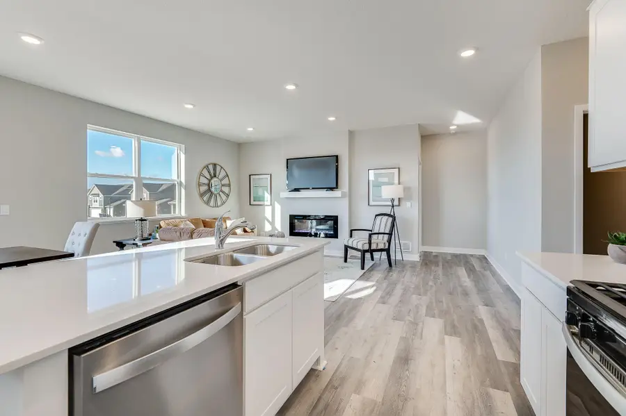 12842 Lawrence Way, Rogers, MN 55374 - Image #2