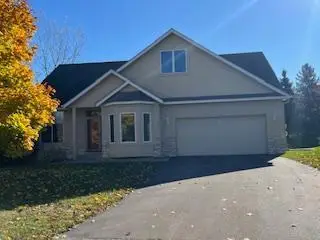 16045 Kennard Court, Lakeville, MN 55044