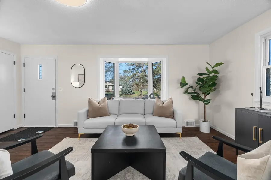 8317 67th Avenue N, Brooklyn Park, MN 55428 - Image #2