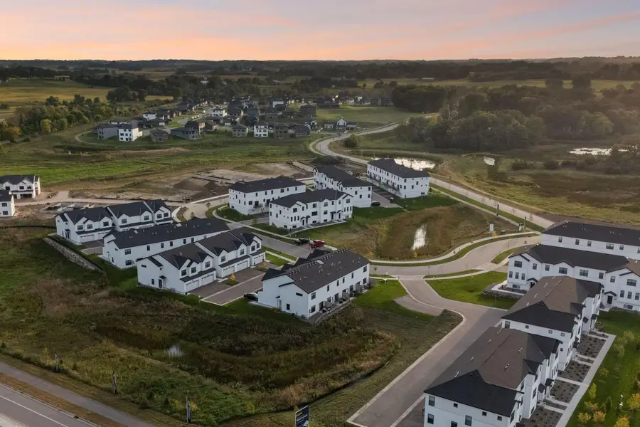 10332 Birchwood Circle, Victoria, MN 55318 - Image #2