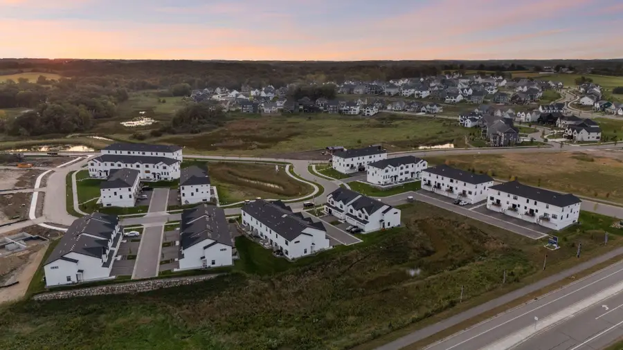 10330 Birchwood Circle, Victoria, MN 55318 - Image #3