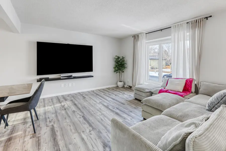 538 Devonshire Drive, Norwood Young America, MN 55397 - Image #2