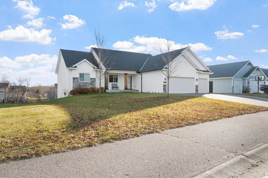 811 Morrison Avenue, Annandale, MN 55302 - Image #2