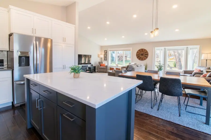 676 N Hay Lake Road, Eagan, MN 55123 - Image #3