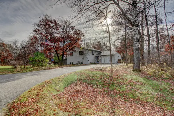 7557 Fallen Leaf Circle, Pequot Lakes, MN 56472