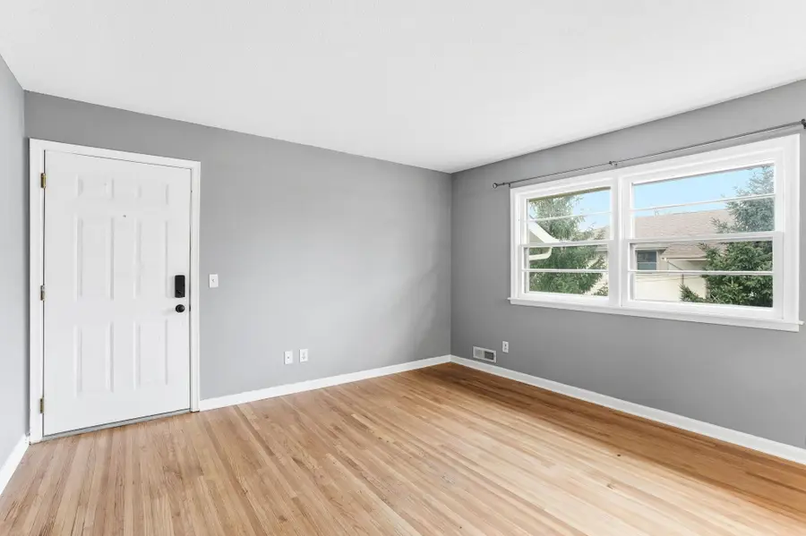 125 7th Avenue Se, Osseo, MN 55369 - Image #2