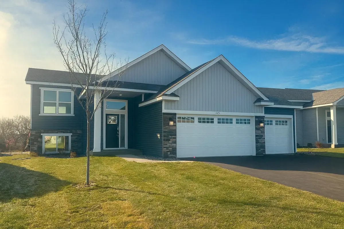 825 Erickson Lane, Buffalo, MN 55313 - Image #1