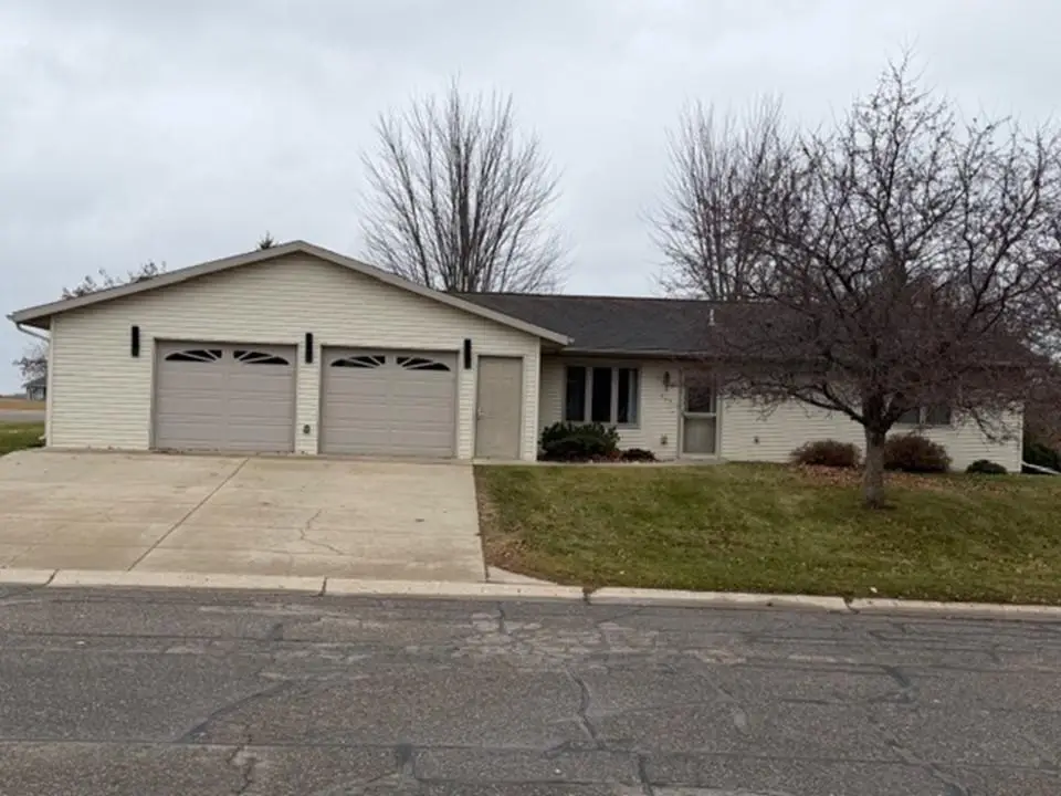 454 Main Street Nw, Evansville, MN 56326 - Image #1