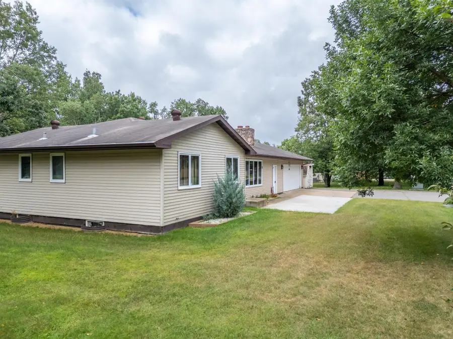 520 Ridgewood Road, Grand Rapids, MN 55744 - Image #2