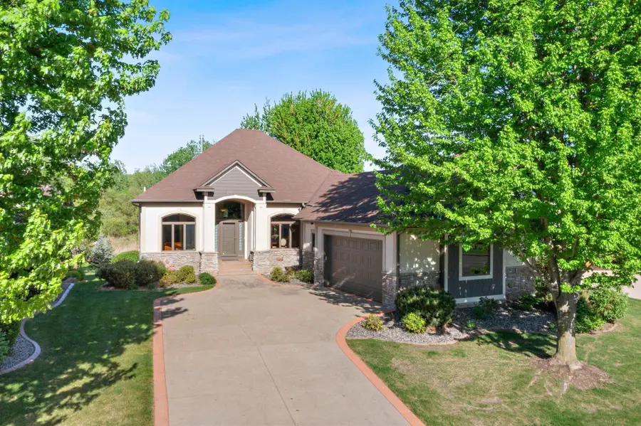 11879 Flanders Circle Ne, Blaine, MN 55449 - Image #2
