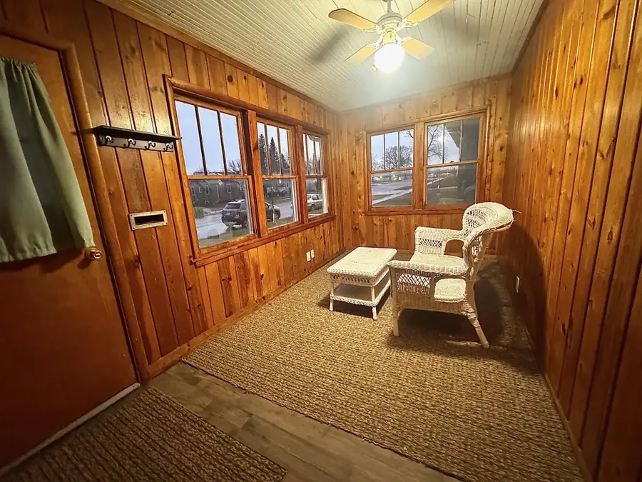 315 S 1st Street, Marshall, MN 56258 - Image #2