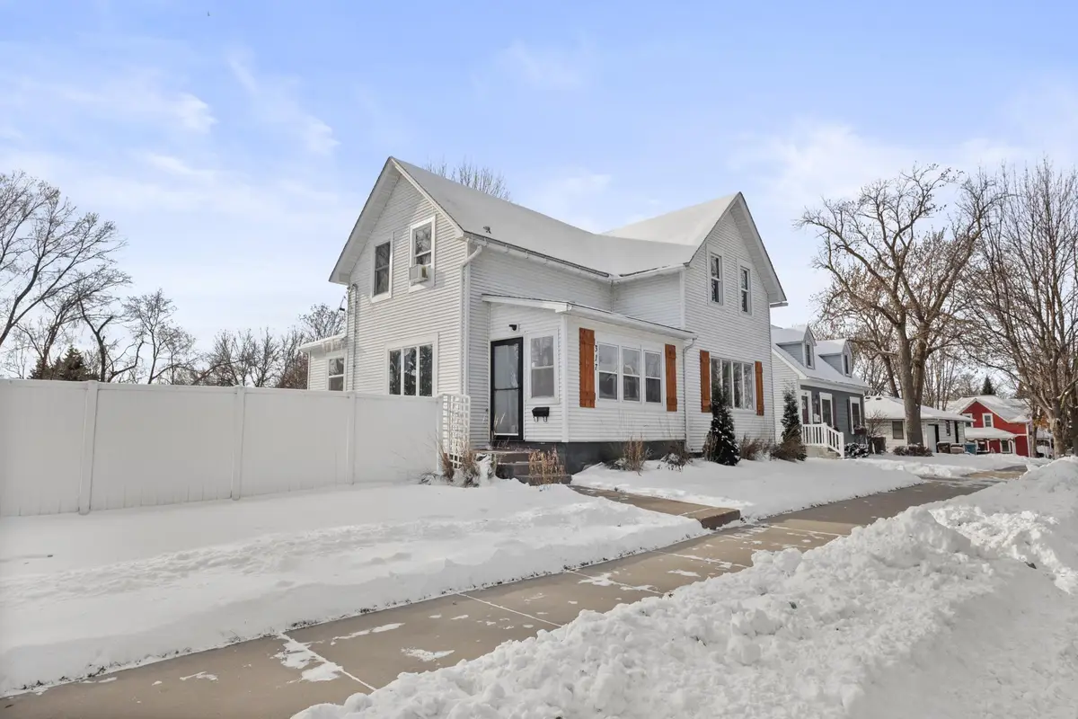 317 1st Street W, Waconia, MN 55387 - Image #1