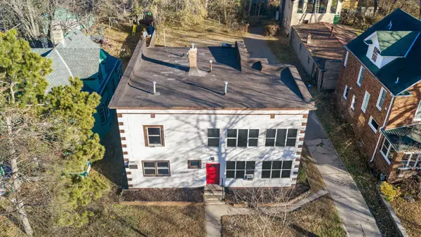 1523 3rd Street Ne, Minneapolis, MN 55413