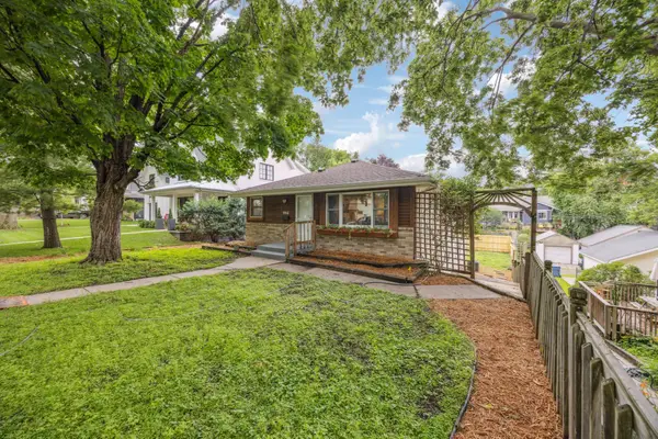 3916 Thomas Avenue S, Minneapolis, MN 55410