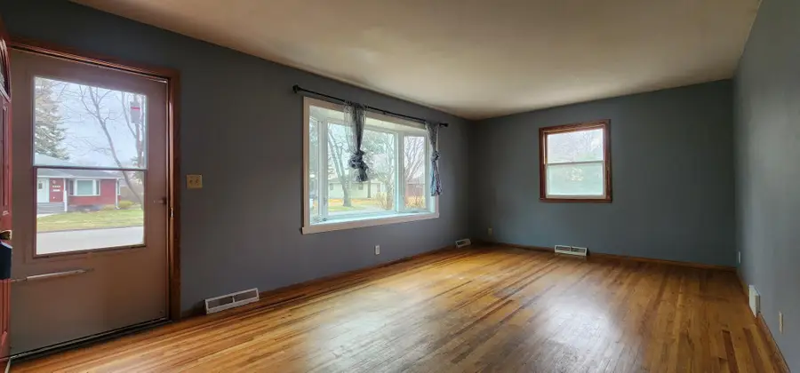 2215 7th Street S, Moorhead, MN 56560 - Image #3