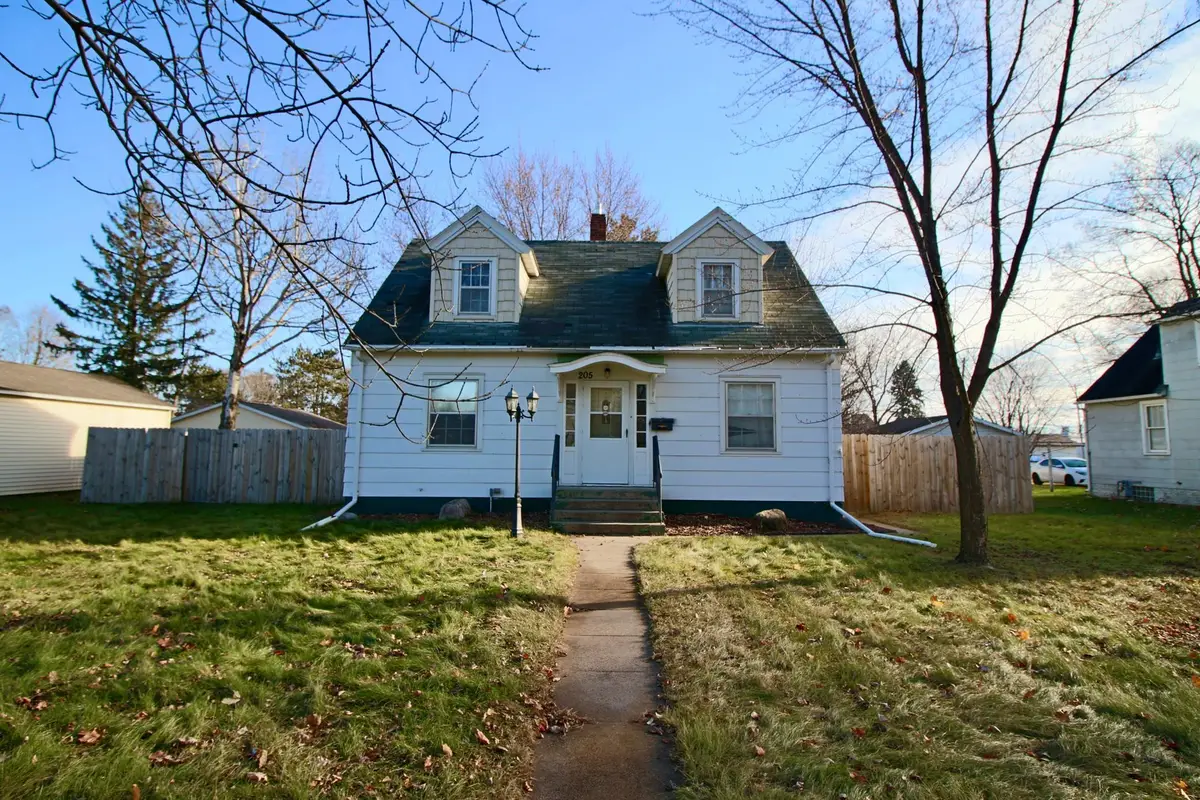 205 4th Street Sw, Little Falls, MN 56345 - Image #1