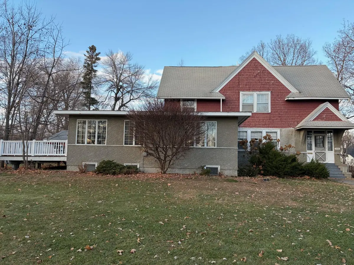 724 S Marshall Avenue, Litchfield, MN 55355 - Image #1