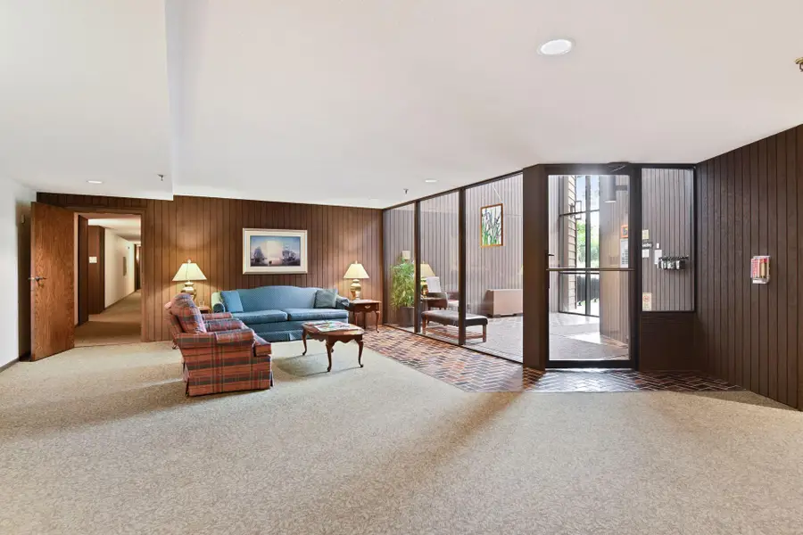 9600 Portland Avenue S #109, Bloomington, MN 55420 - Image #2