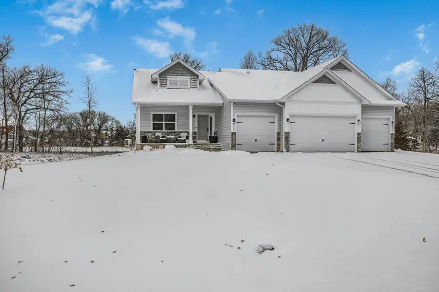 4537 205th Lane Nw, Anoka, MN 55303 - Image #2