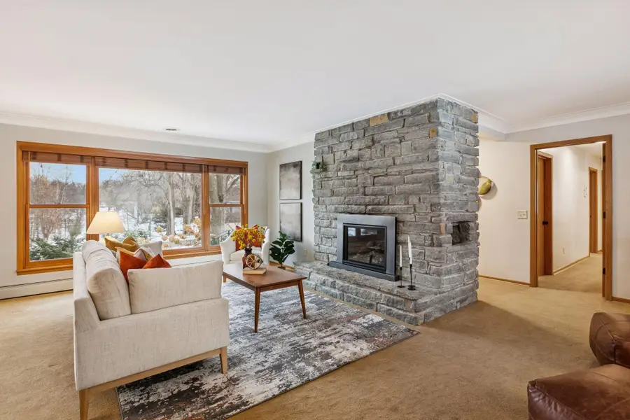 2141 Scott Avenue N, Golden Valley, MN 55422 - #2