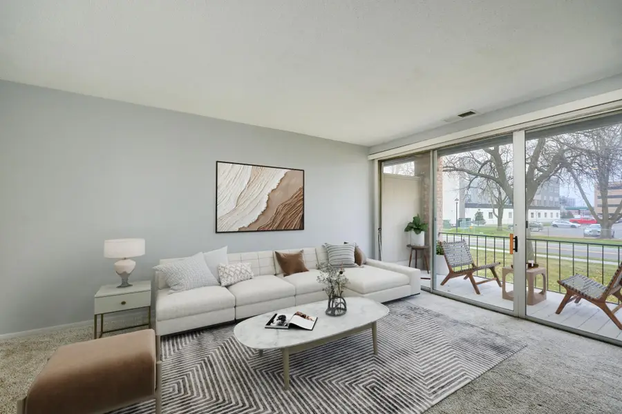 6423 Colony Way #2G, Edina, MN 55435 - Image #3