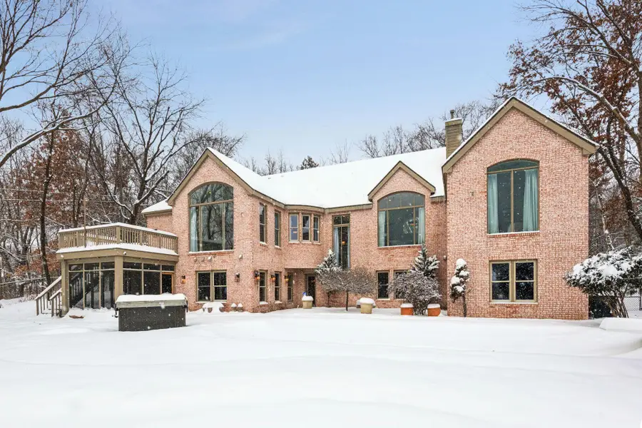 4902 Woodhurst Lane, Minnetonka, MN 55345 - Image #2