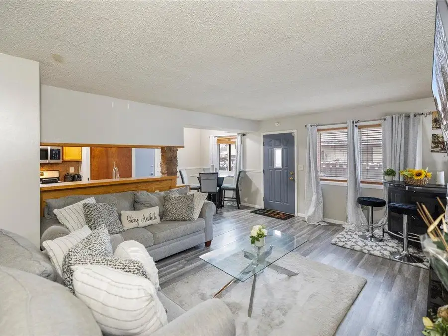 6342 84th Court N, Brooklyn Park, MN 55445 - Image #2