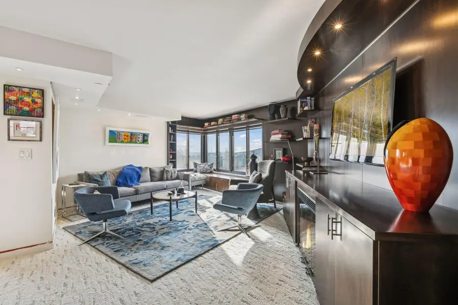 110 Bank Street Se #L2001, Minneapolis, MN 55414 - Image #3