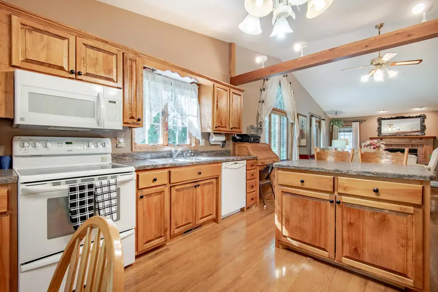 21808 Sugar Lane, Rogers, MN 55374 - Image #3