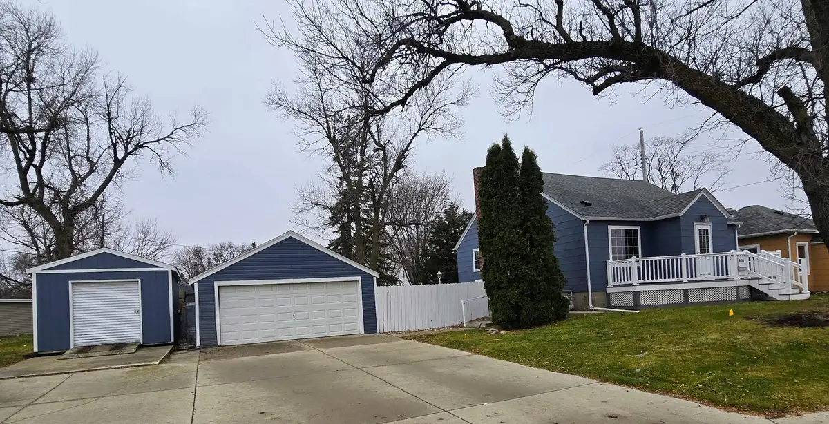 408 2nd Street Ne, Pipestone, MN 56164 - Image #1