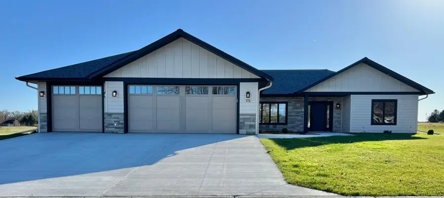 115 Barber Circle, Granite Falls, MN 56241 - Image #3