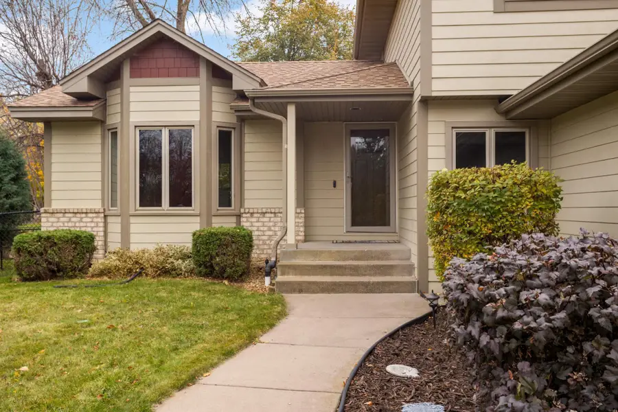 11081 69th Place N, Maple Grove, MN 55369 - Image #2
