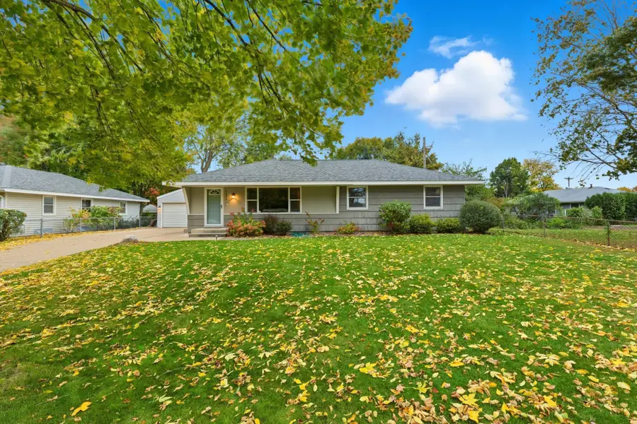 8546 Greenway Avenue S, Cottage Grove, MN 55016 - Image #2