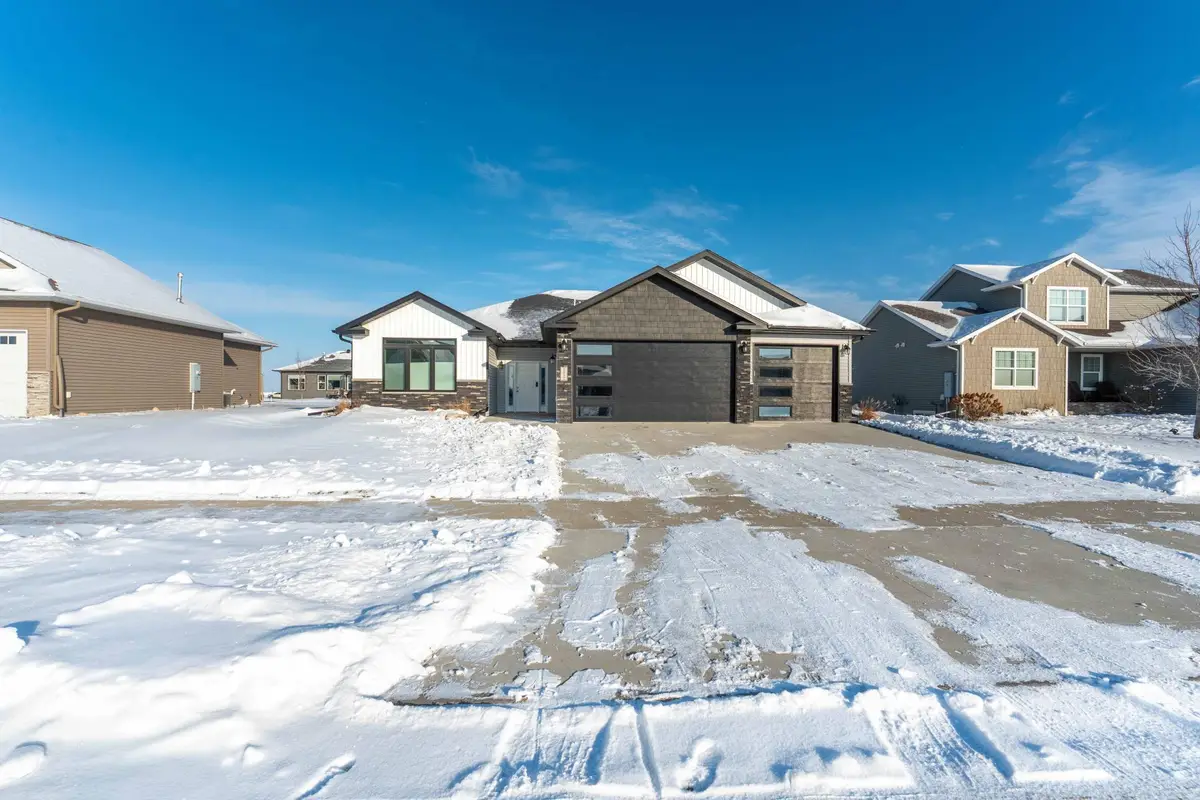 1052 50th Avenue W, West Fargo, ND 58078 - Image #1