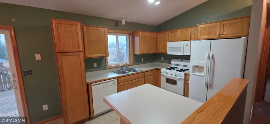 1375 10th Avenue Se, Cambridge, MN 55008 - Image #2