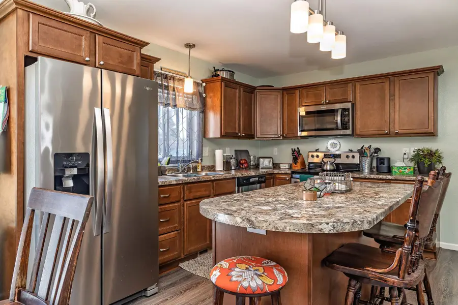 1609 Manor Drive Ne, Alexandria, MN 56308 - Image #3