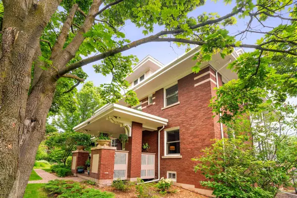 2328 E 3rd Street, Duluth, MN 55812