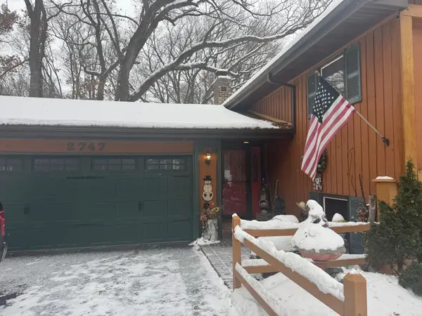 2747 160th Lane Ne, Andover, MN 55304