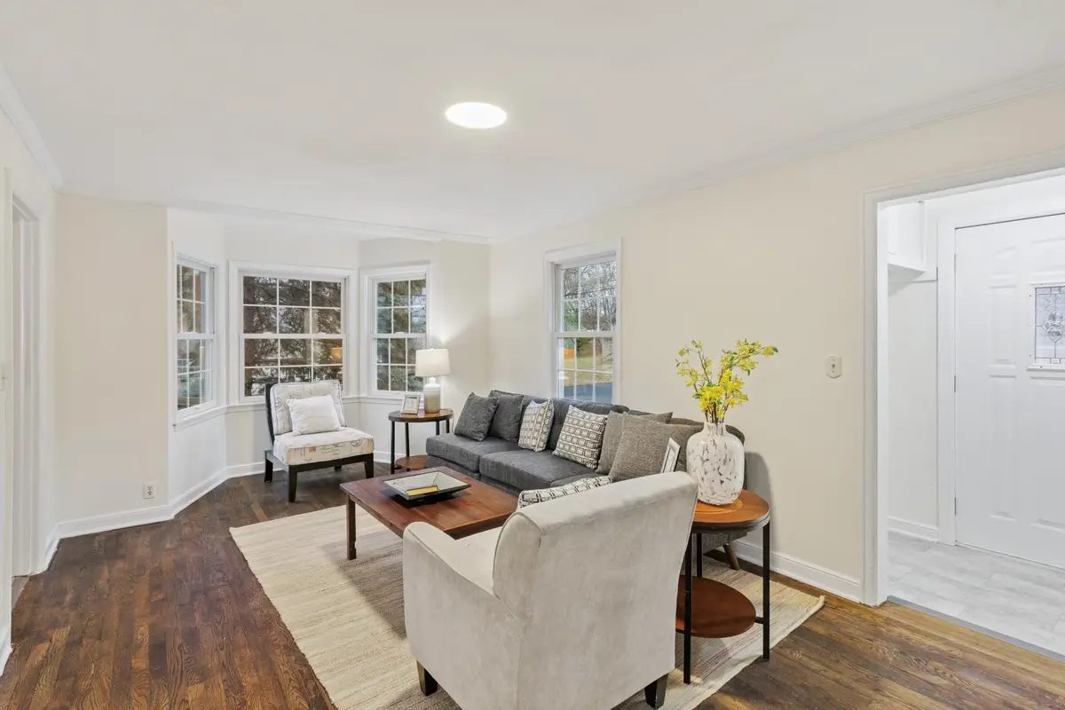 1010 Summit Avenue, South Saint Paul, MN 55075 - Image #1