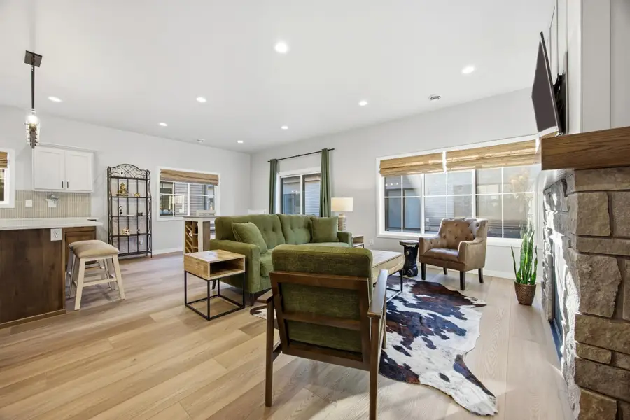 4168 Arthur Drive S, Fargo, ND 58104 - Image #2