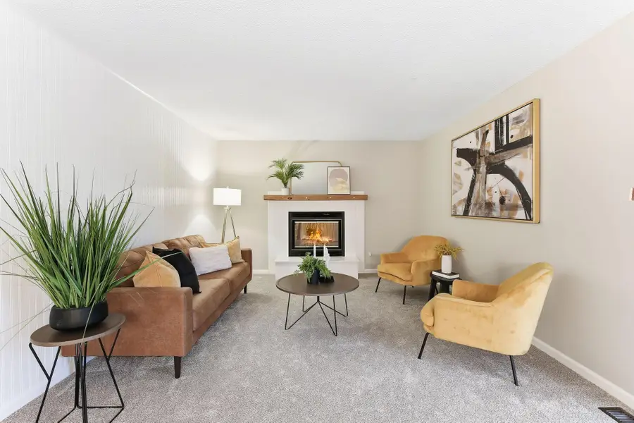 144 Avignon Court #13, Woodbury, MN 55125 - Image #2