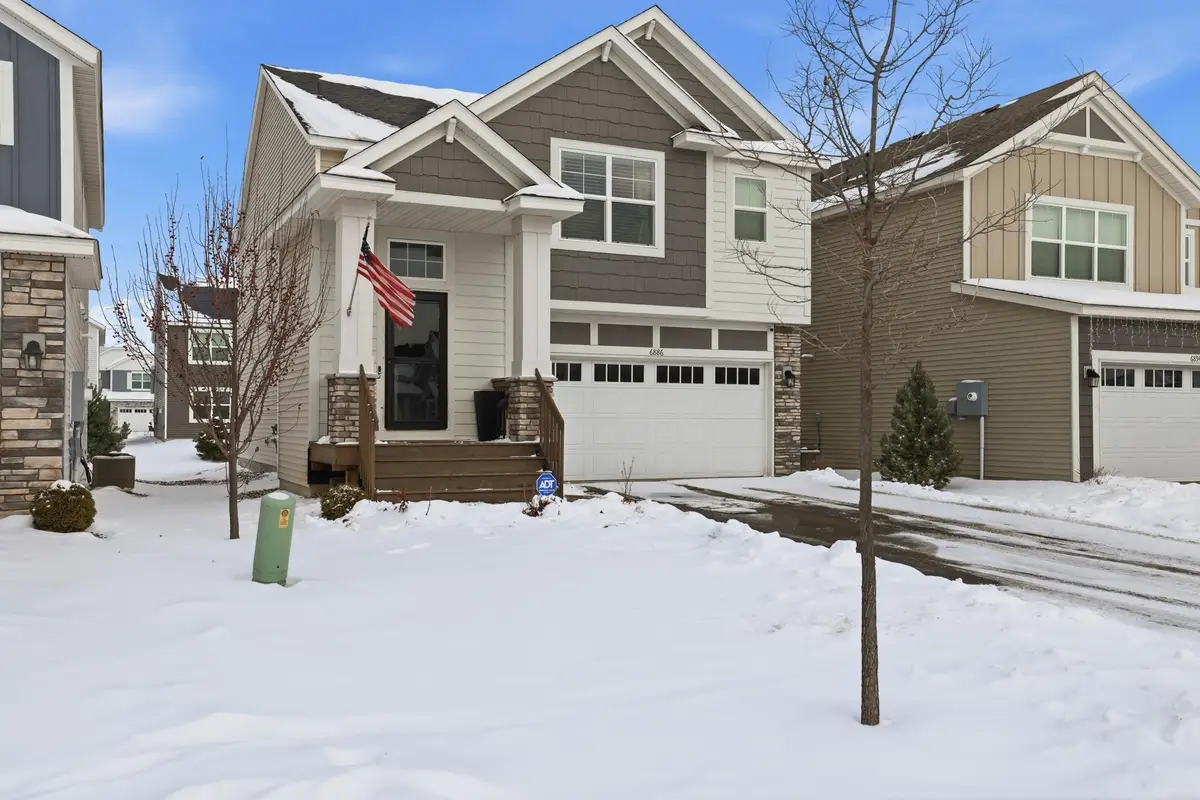 6886 102nd Street S, Cottage Grove, MN 55016 - Image #1